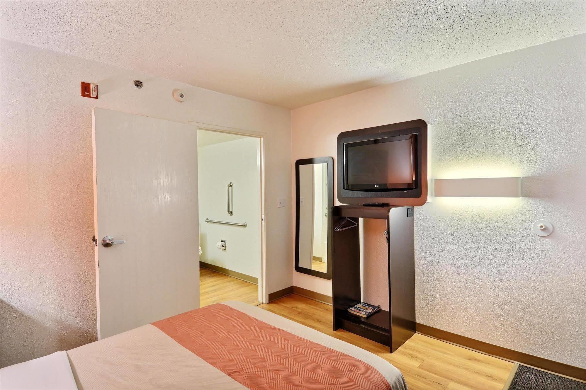 Motel 6-Tewksbury, Ma - Boston 외부 사진
