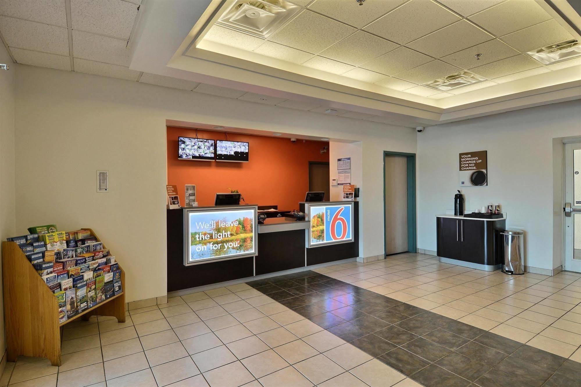 Motel 6-Tewksbury, Ma - Boston 외부 사진